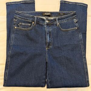 Judy Blue Women’s Deep Indigo Straight Jeans